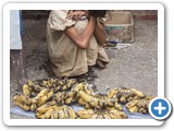 103 VENDITRICE AMBULANTE